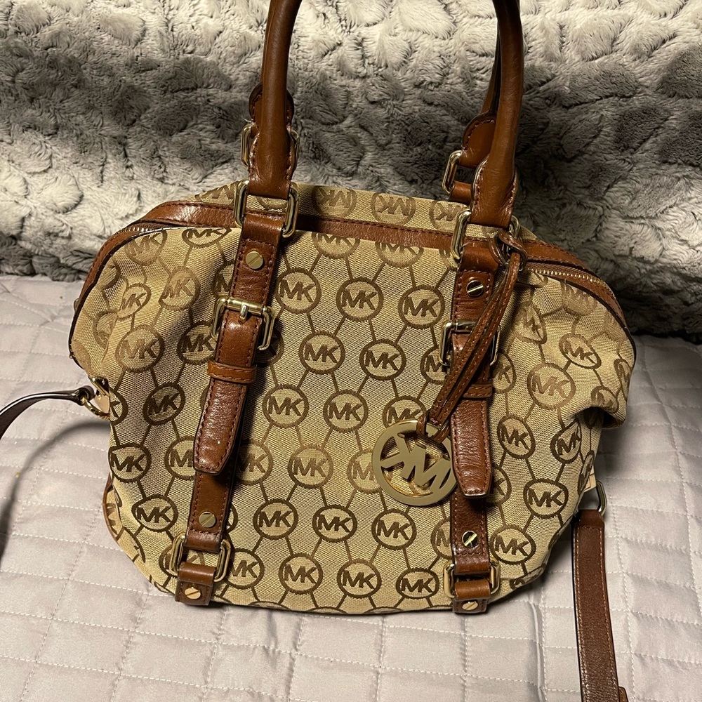 Michael Kors Monogram purse